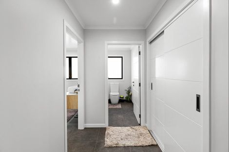 Photo of property in 230 Valley Views, Fitzherbert, Palmerston North, 4472