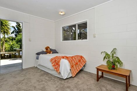 Photo of property in 9 Trevone Place, Forrest Hill, Auckland, 0620