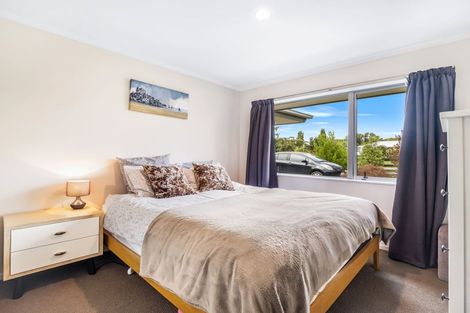 Photo of property in 9 Riverside Way, Amberley, 7410