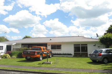 Photo of property in 1 Gilchrist Place, Cambridge, 3434