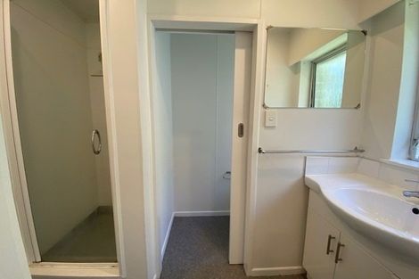 Photo of property in 3c Peckham Grove, Tawa, Wellington, 5028