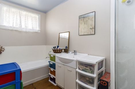 Photo of property in 2 Armstrong Street, Huntly, 3700