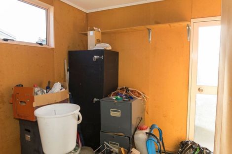 Photo of property in 12 Mccallum Street, Dannevirke, 4930