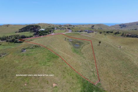 Photo of property in 1662 Awhitu Road, Pollok, 2684