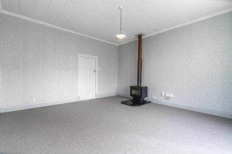 Photo of property in 17 Collingwood Street, Strathern, Invercargill, 9812