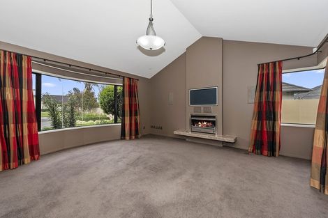 Photo of property in 11 The Esplanade, Huntington, Hamilton, 3210