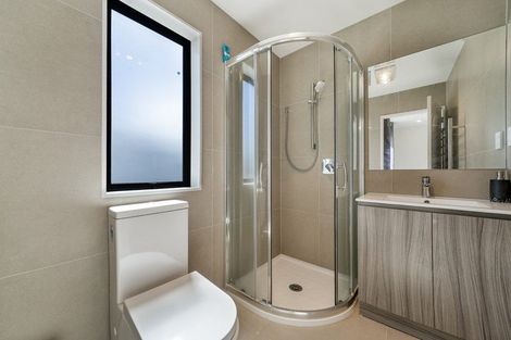 Photo of property in 5b Hemsway Place, Sunnyhills, Auckland, 2010