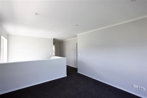 Photo of property in 1 Briddock Way, Swanson, Auckland, 0614