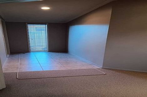 Photo of property in 24 Delta Mews Place, Clive, 4102