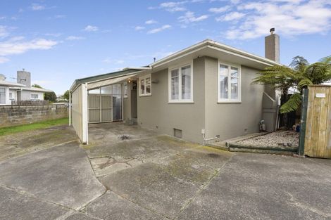 Photo of property in 9 Ellesmere Crescent, Highbury, Palmerston North, 4412