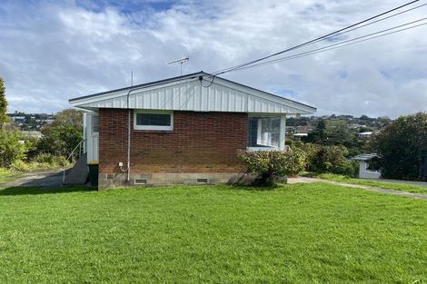 Photo of property in 1/29 Howard Road, Northcote, Auckland, 0627