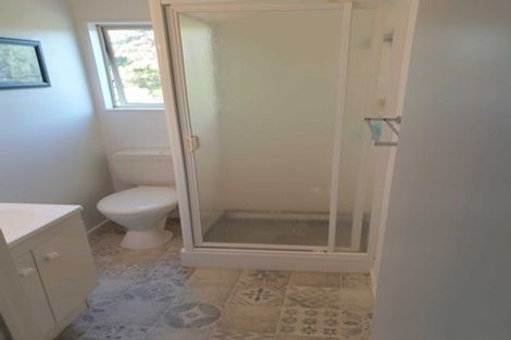 Photo of property in 1/28 Kestrel Heights, Arkles Bay, Whangaparaoa, 0932