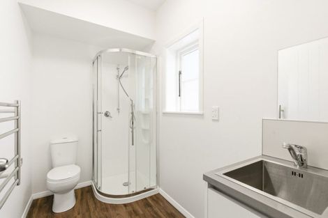 Photo of property in 89 Cambridge Terrace, Waterloo, Lower Hutt, 5011