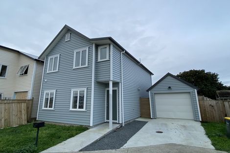 Photo of property in 29 Stitchbird Crescent, Papakura, 2110