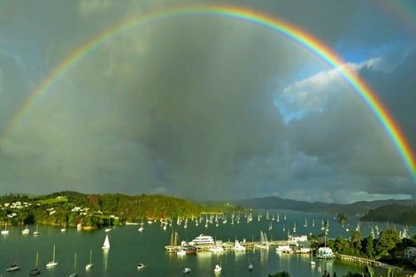 Photo of property in 18 Sir George Back Street, Opua, 0200