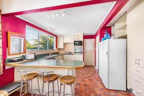 Photo of property in 15 John Street, Stokes Valley, Lower Hutt, 5019