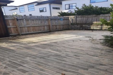 Photo of property in 8 Ti Kouka Lane, Sandringham, Auckland, 1025