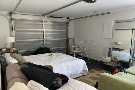 Photo of property in 16 Empire Crescent, Papamoa, 3118