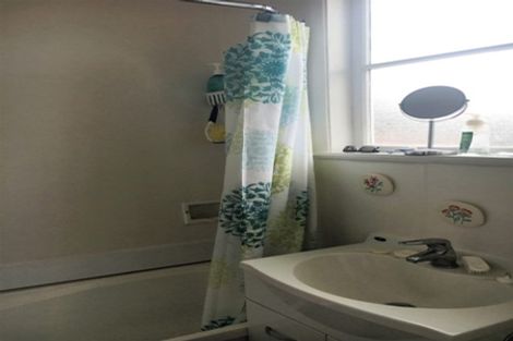 Photo of property in 38 Jellicoe Drive, Hamilton East, Hamilton, 3216