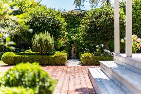 Photo of property in 20 Colin Grove, Hutt Central, Lower Hutt, 5010