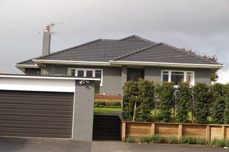 Photo of property in 140 Ridge Road, Howick, Auckland, 2014