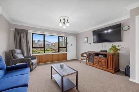 Photo of property in 2/91 Roberta Drive, Somerfield, Christchurch, 8024