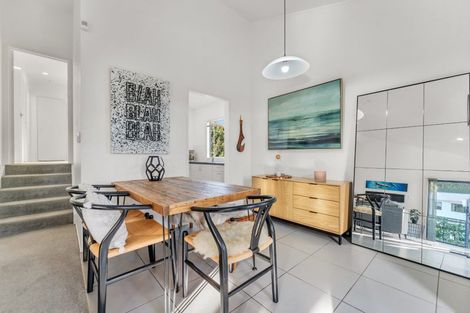 Photo of property in 1/28 Noeleen Street, Glenfield, Auckland, 0629