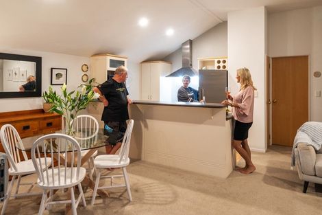 Photo of property in 19 Brodie Place, Bethlehem, Tauranga, 3110