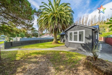 Photo of property in 177 Stokes Valley Road, Stokes Valley, Lower Hutt, 5019