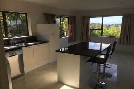 Photo of property in 29a Stanmore Bay Road, Stanmore Bay, Whangaparaoa, 0932