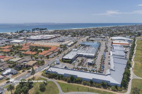 Photo of property in 27 Mcleod Place, Papamoa Beach, Papamoa, 3118