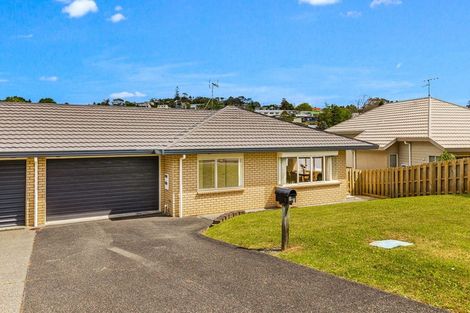 Photo of property in 2/9 Mably Court, Stanmore Bay, Whangaparaoa, 0932