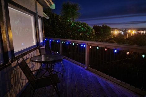 Photo of property in 74 Mana Esplanade, Paremata, Porirua, 5026