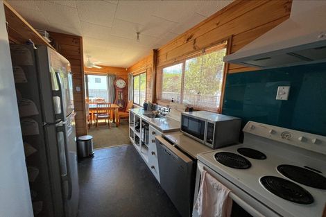 Photo of property in 19 Scott Avenue, Otaki Beach, Otaki, 5512