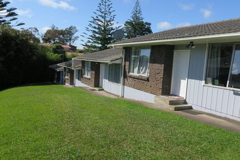 Photo of property in 77 Seabrook Avenue, New Lynn, Auckland, 0600