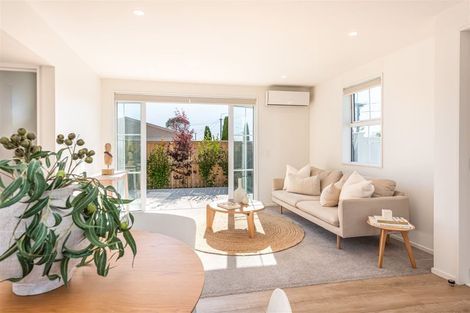 Photo of property in 1/63 Hills Road, Edgeware, Christchurch, 8013