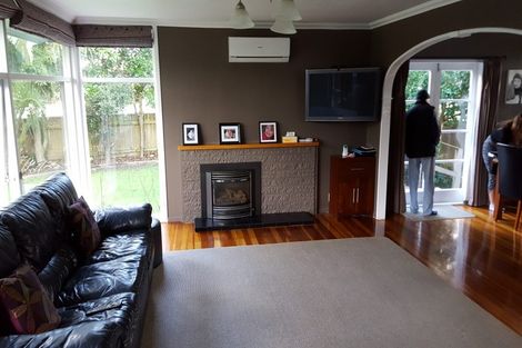 Photo of property in 1 Heatley Avenue, Hokowhitu, Palmerston North, 4410