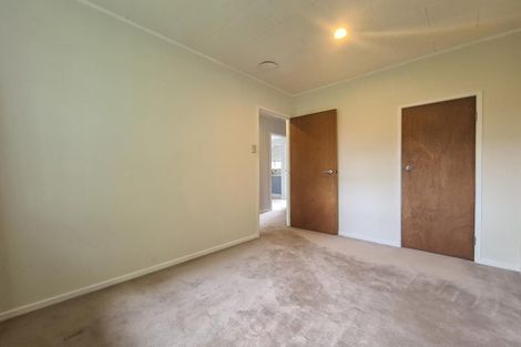Photo of property in 1 Murillo Place, Henderson, Auckland, 0612