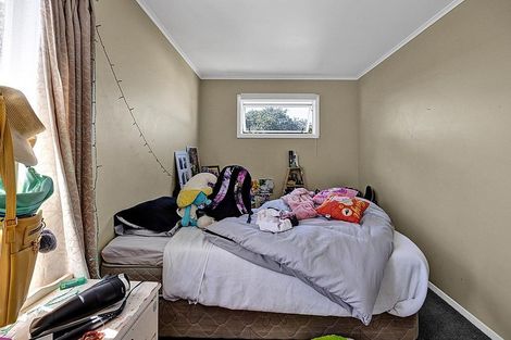 Photo of property in 8 Pacey Avenue, Hawera, 4610