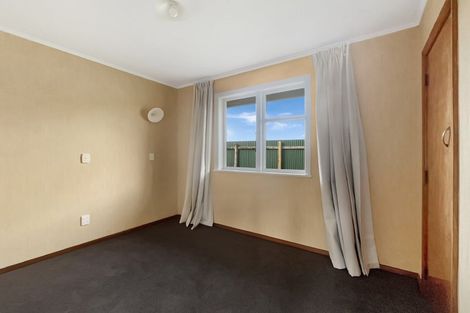 Photo of property in 10 Somerset Crescent, Highbury, Palmerston North, 4412