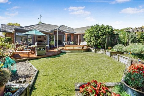 Photo of property in 42 Bramley Drive, Rototuna, Hamilton, 3210