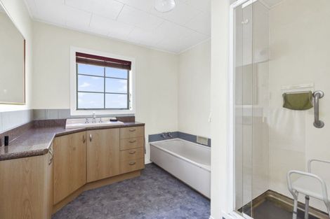 Photo of property in 39 Domain Road, Bannockburn, Cromwell, 9384