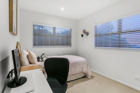 Photo of property in 11/79 Schnapper Rock Road, Schnapper Rock, Auckland, 0632