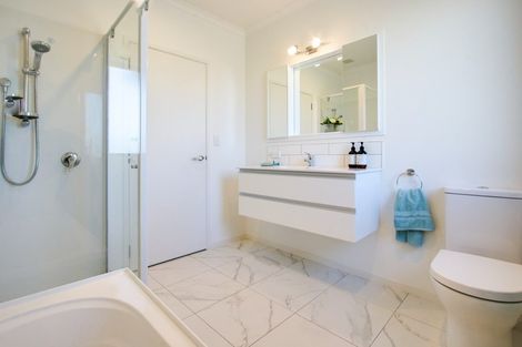 Photo of property in 505b Saint Aubyn Street East, Hastings, 4122