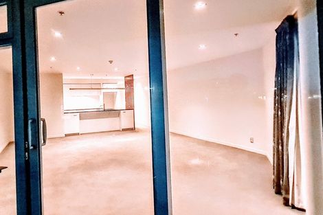 Photo of property in Piermont Apartments, 4i/82 Cable Street, Te Aro, Wellington, 6011