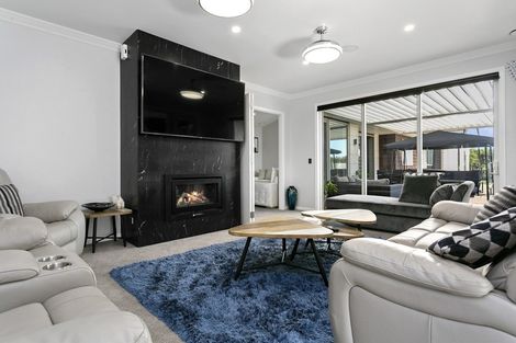 Photo of property in 19 Mike Smith Drive, Cambridge, 3434