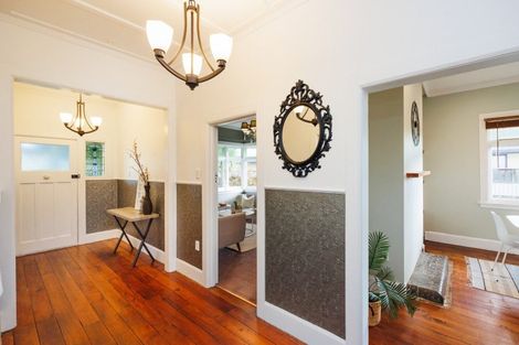 Photo of property in 223 College Street, West End, Palmerston North, 4412