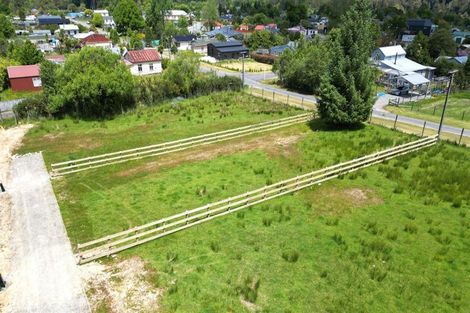 Photo of property in 3 Clifford Street, Blackball, 7804