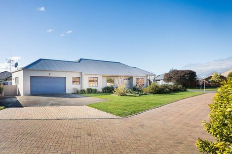 Photo of property in 29 Clearview Drive, Milson, Palmerston North, 4414