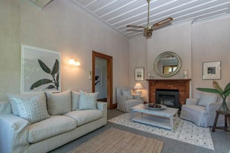 Photo of property in 79 Milton Road, Bluff Hill, Napier, 4110